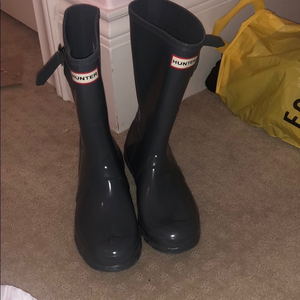 Grey short hunter rain boots